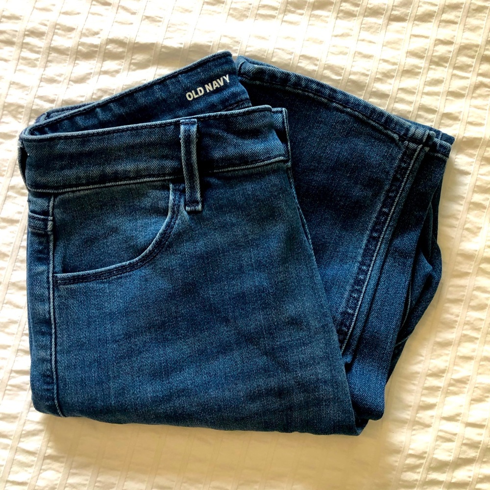 Old Navy High-Rise Straight Jeans